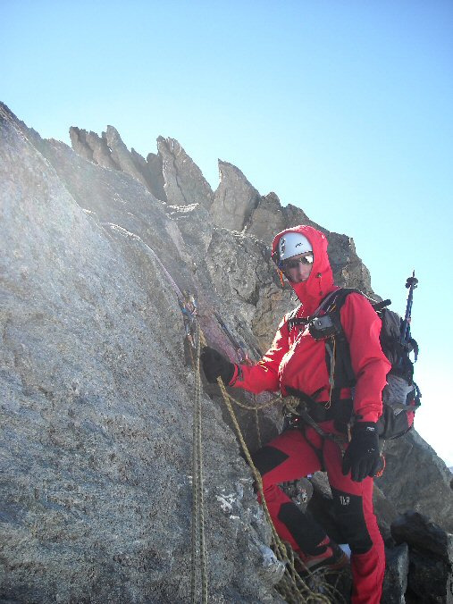Arete du Soleil (32a).jpg - a caille vraiment pour qu'on mette nos capuches et les gants